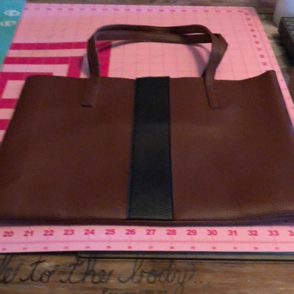 Vince Camuto Vegan leather bag never used